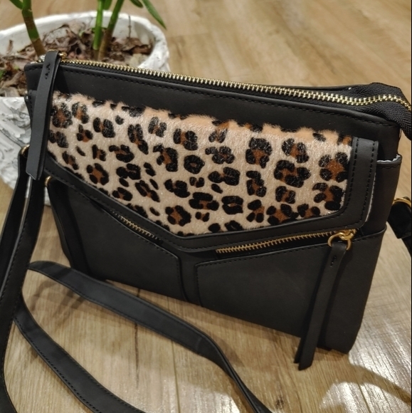 Target Handbags - Leopard Print Leanna Flap Crossbody in Black